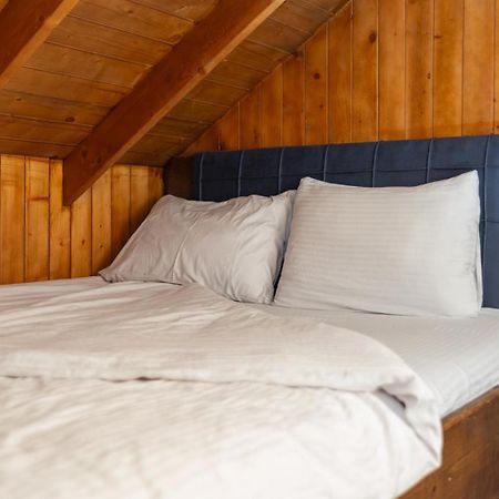 Hotel Prevalla Prizren Bagian luar foto