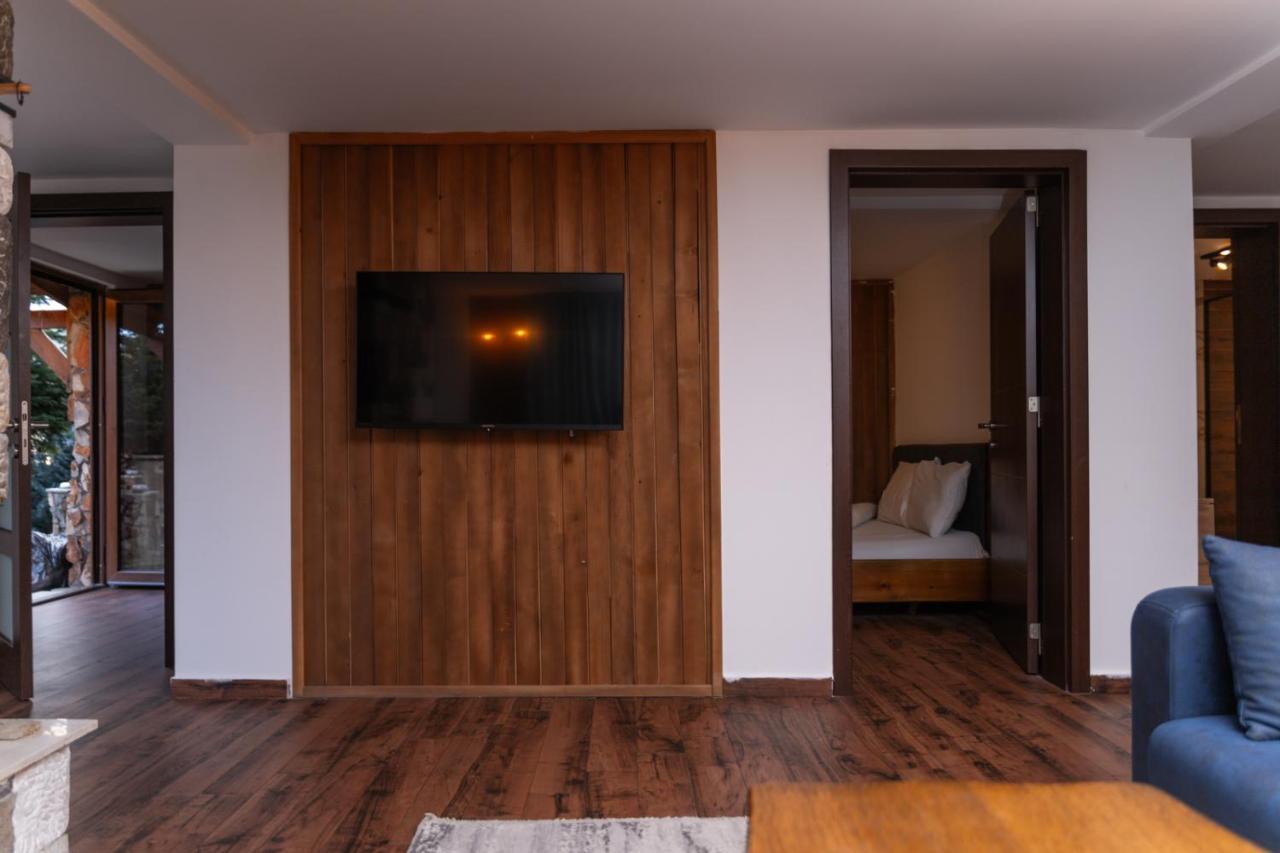 Hotel Prevalla Prizren Bagian luar foto