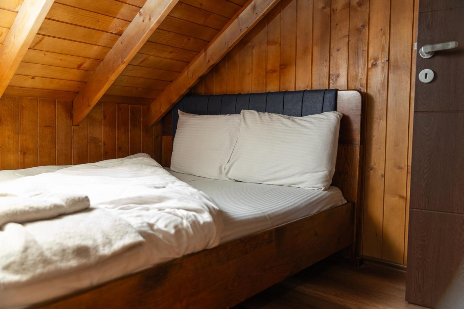 Hotel Prevalla Prizren Bagian luar foto