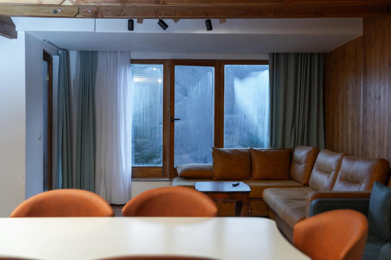 Hotel Prevalla Prizren Bagian luar foto