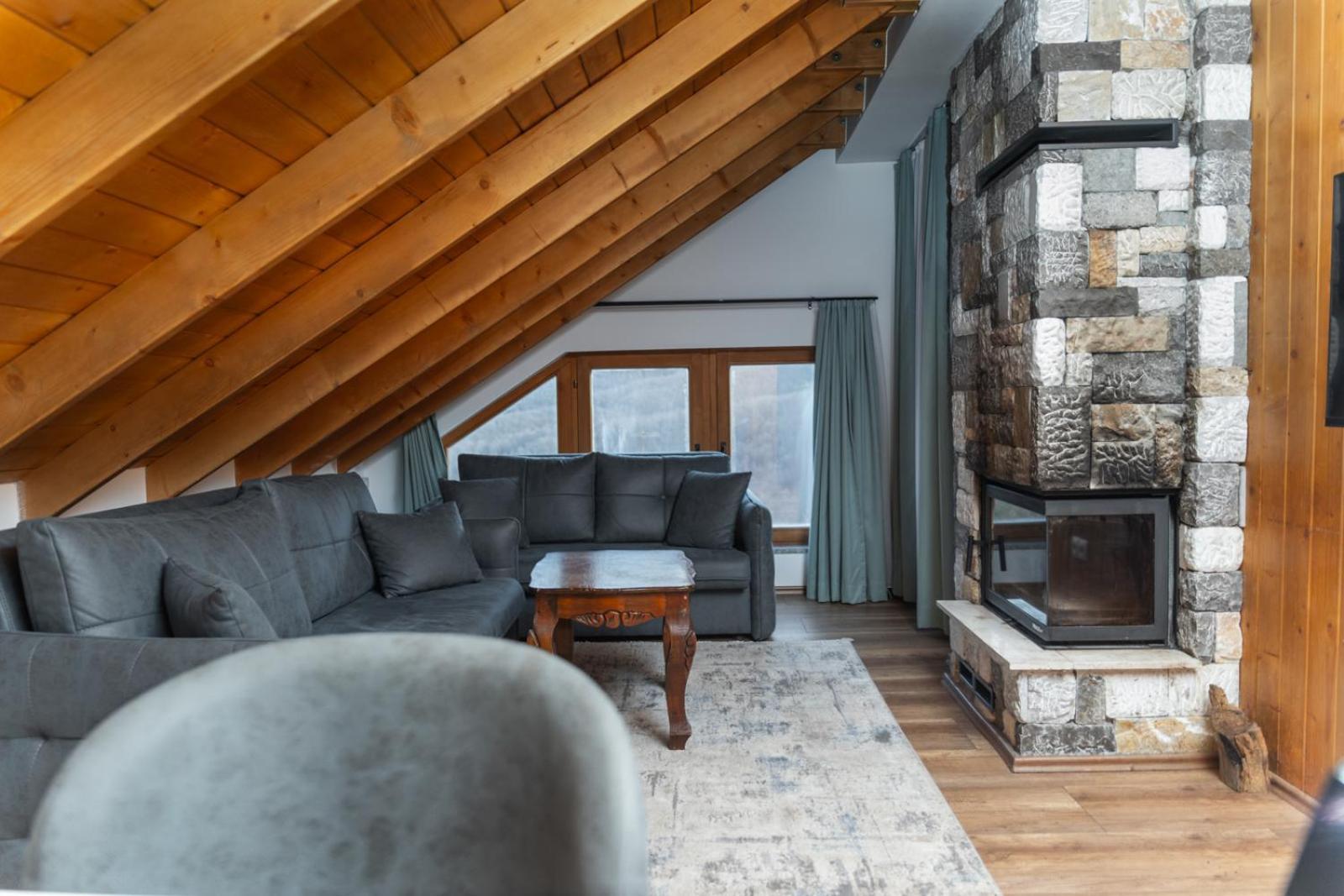 Hotel Prevalla Prizren Bagian luar foto